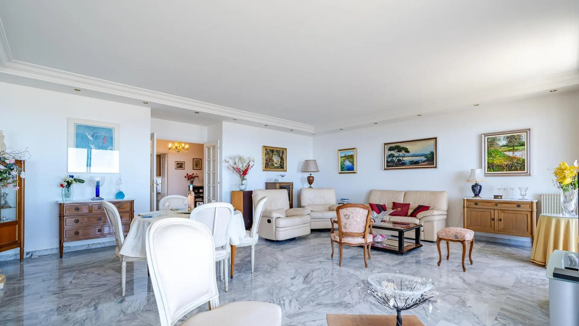 Apartment Spacieux Appartement Vue Mer Et Montagne Cagnes-sur-Mer