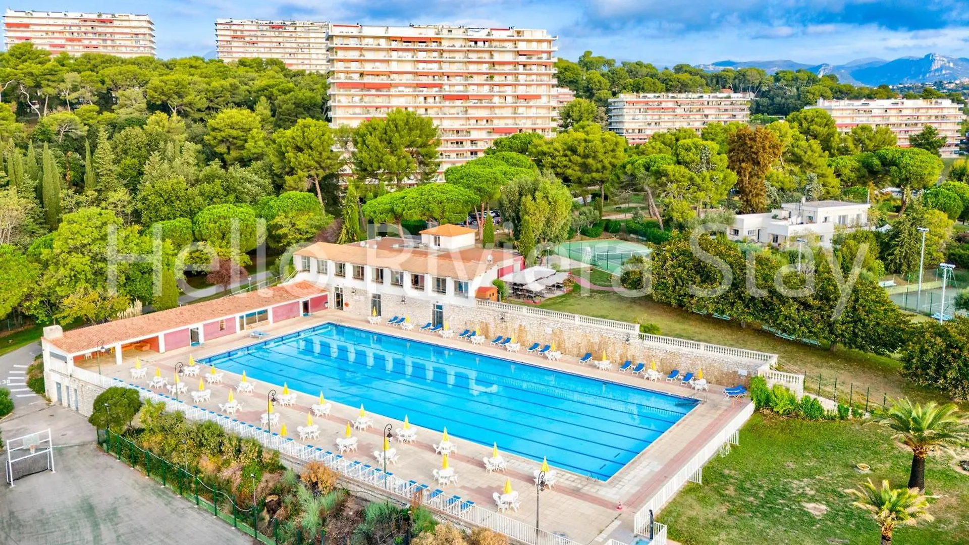 Spacieux Appartement Vue Mer Et Montagne Cagnes-sur-Mer Apartment