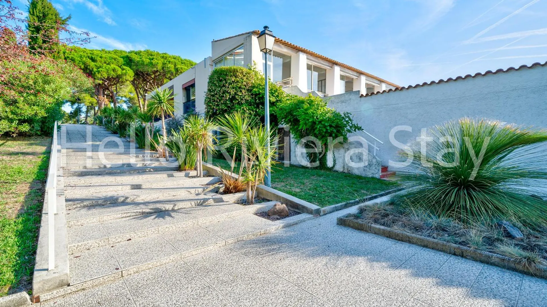 Spacieux Appartement Vue Mer Et Montagne Cagnes-sur-Mer Apartment